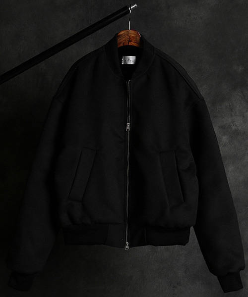 JK-18722crop fit wool zip-up jacket